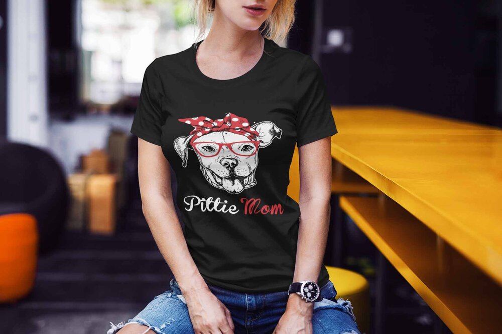 Pitbull Mom